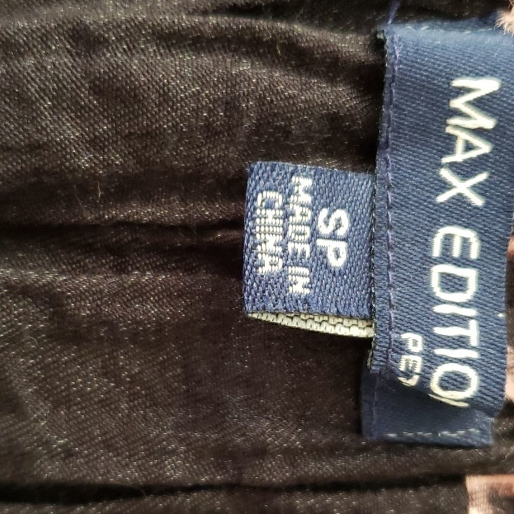 Super Unique Max Edition! - Picture 4 of 9